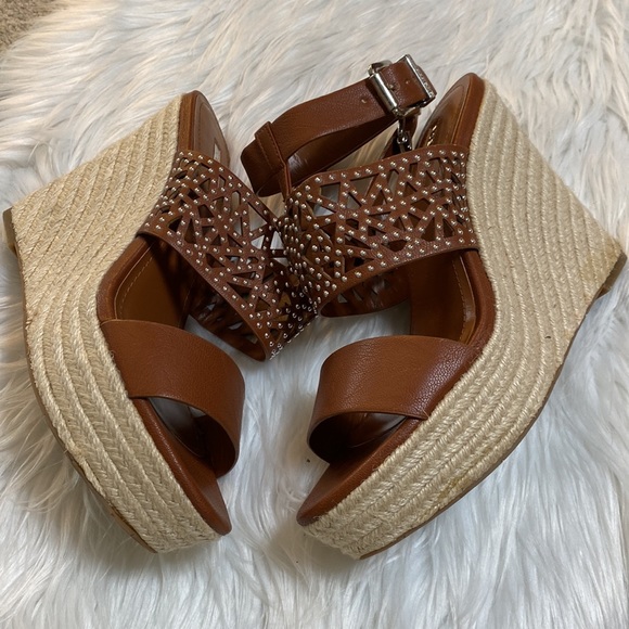 Platform wedge - Picture 5 of 6